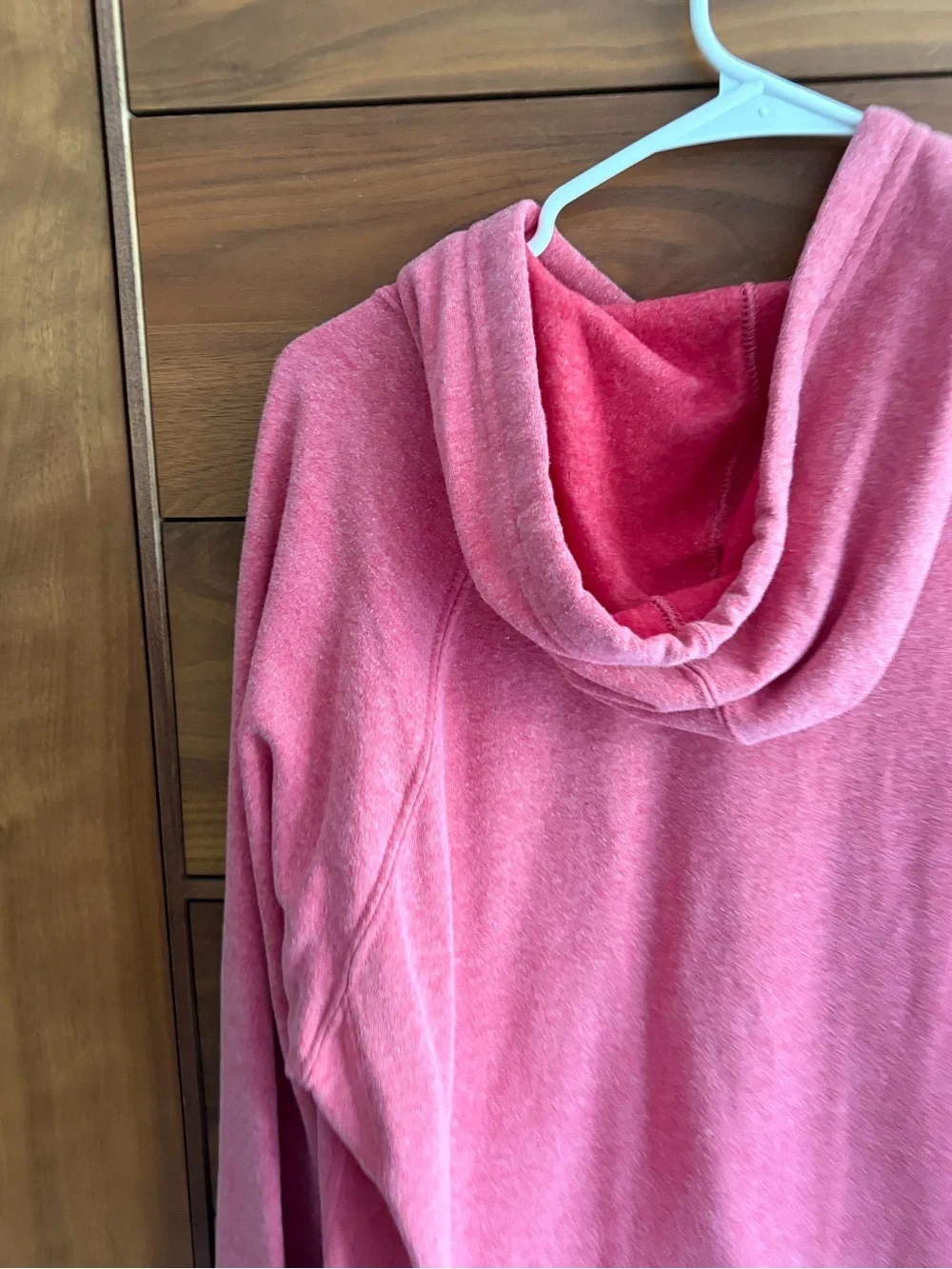 Pink Women's Hoodie Sweatshirt - Unbranded Comfort Pullover - Picture 4 of 4